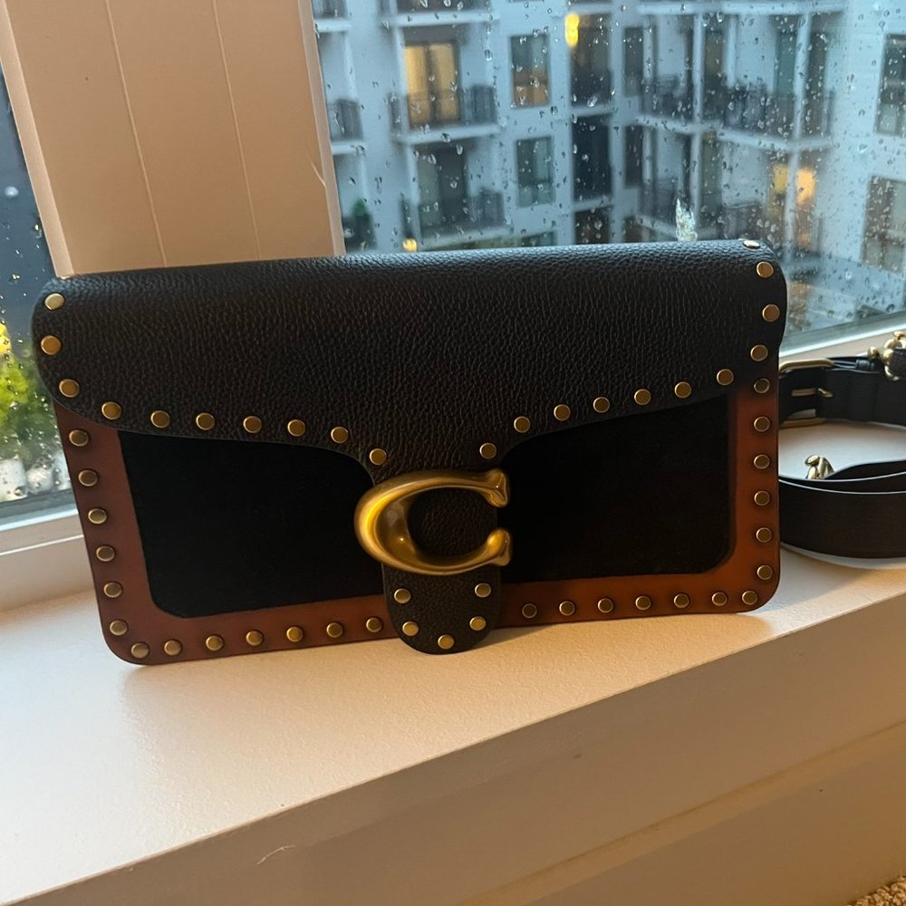 Tabby 26 black/brown/rivets